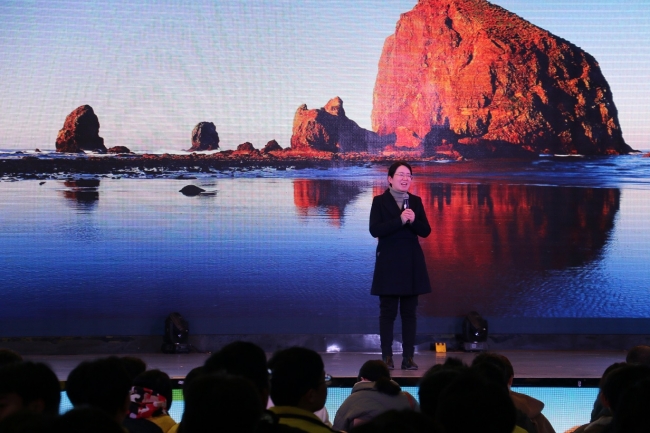 ����ѧԺ�����Ѻ���ѧ���С�У԰�����ա��