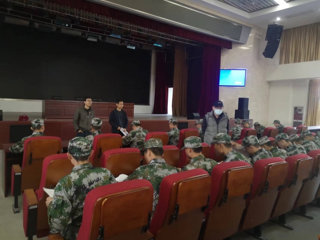 通识部党员教师送教上门服务工程“准新兵”