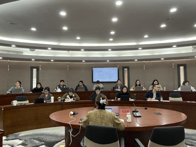 ǿ����ʶ��̬ ����˼����ߡ�������˼����ѧԺ��չ��ʶ��̬ר�����